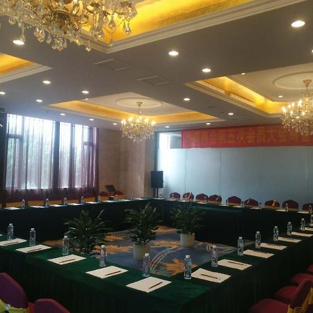 צ'ו'נגו'או Vienna Hotel מראה חיצוני תמונה
